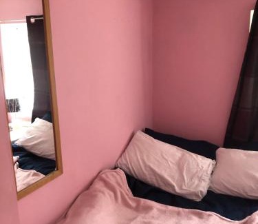 St Helens Bed & Breakfast | Room in town centre