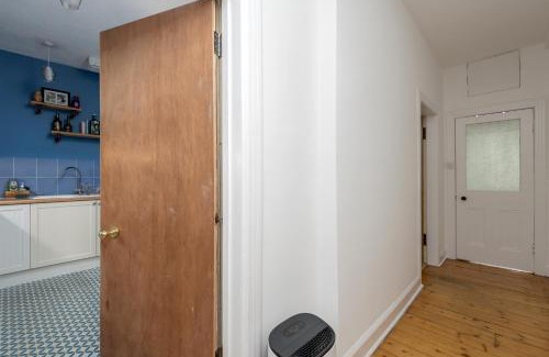 Ellemford House | Room In Traditional Edinburgh Apartment