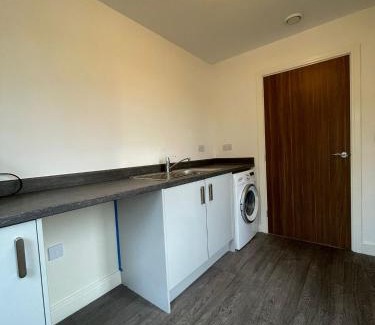 Peterborough House | Room No 2 in shared house