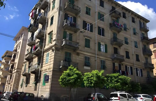 La Spezia Apartment | Room 'Portovenere' with Wi-Fi and air conditioning