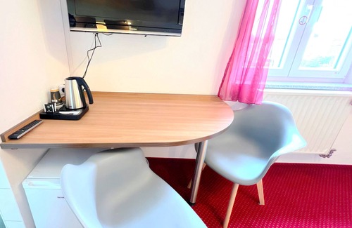 Hagnau Apartment | Room 'Seeblick' with Lake View