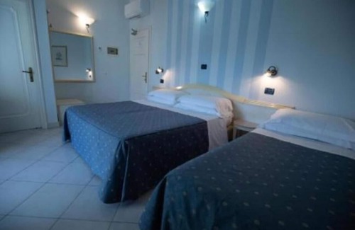 Viareggio House | Room-viareggio Live in Top Deco