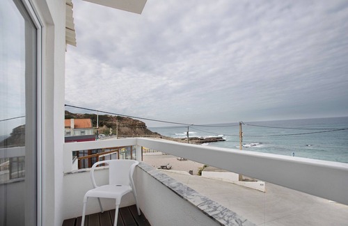 Ribamar Apartment | Room 'Vista Mar 1' with Balcony and Wi-Fi