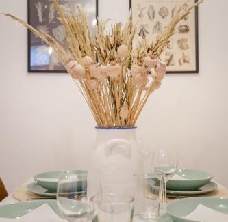Erzsebetvaros Apartment | ROOMLI Boho Chic Apartments
