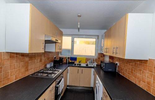 Tower Hamlets House | Rooms Close to Canary Wharf