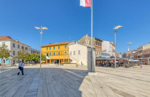 City Center House | Rooms on Liberty Square