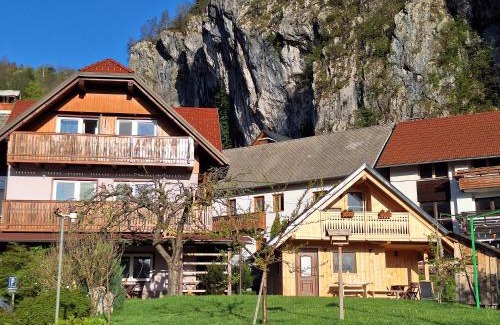 Bohinjska Bela Bed & Breakfast | Rooms Ravnik