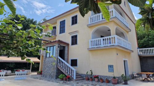 Porat House | Rooms Vera