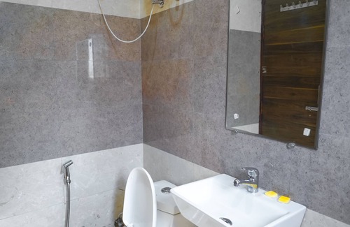 Noida Hotel | Roomshala 031 Silver Crown Sector 23