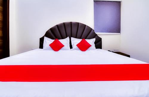 Kirti Nagar Hotel | Roomshala 152 Hotel Sukoon- Near Ramesh Nagar Metro Station