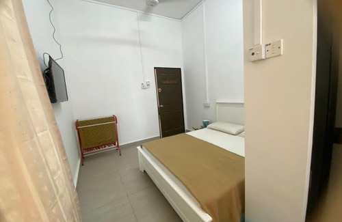 Kampung Telaga Batin Hotel | Roomstay Gemilang