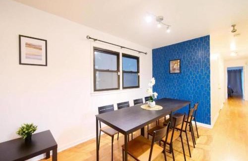 Jersey City Apartment | Roomy 3BR Apartment Near NYC - City Access