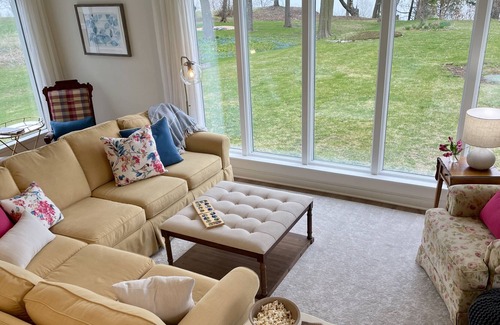 Kewaunee House | Roomy, Quiet Home Overlooking Lake Michigan