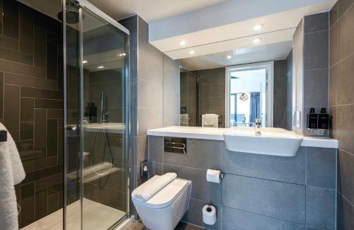 York Apartment | Roomzzz York City