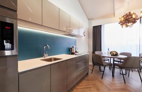 York Apartment | Roomzzz York City