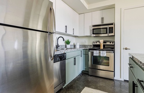 Evans Churchill Apartment | Roosevelt Point