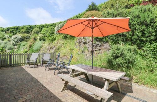 Lostwithiel House | Roosters