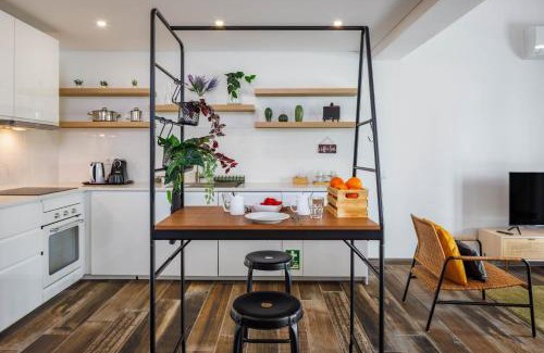Se Apartment | Roots Apartments