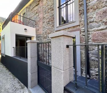 Sao Vicente Apartment | Roots Guesthouse - A