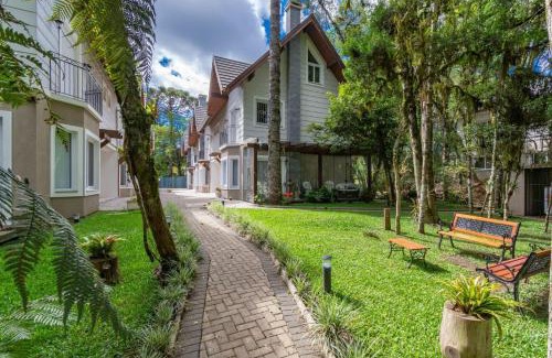 Vila Suzana House | Rosa Casa Geminada Vilaró