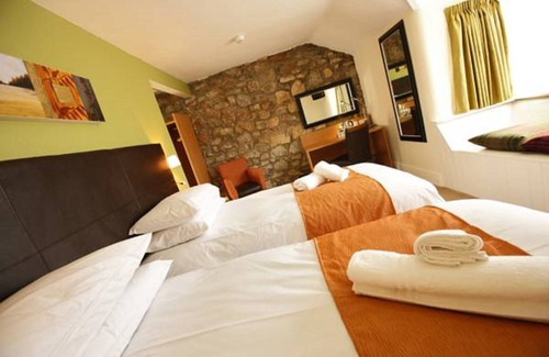 Porthcawl Hotel | Rose And Crown