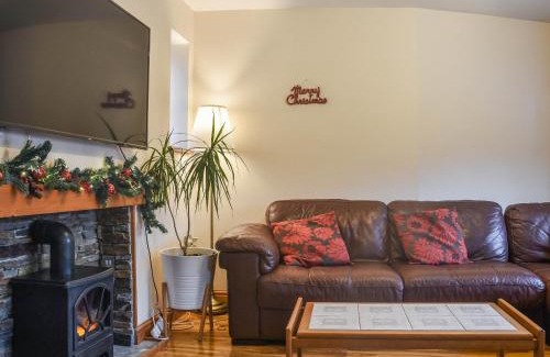 Trecynon House | Rose Cottage