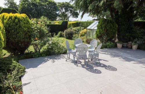 Dunstan House | Rose Cottage