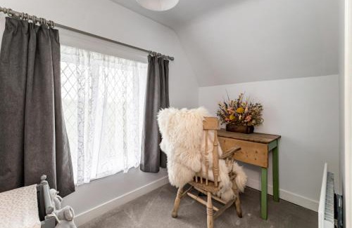 Dungannon House | Rose cottage