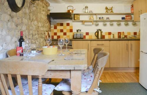 Great Snoring House | Rose Cottage - Ukc4238