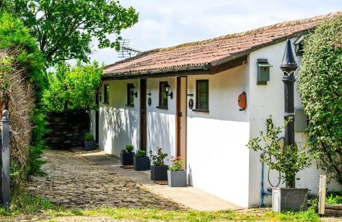 Staple Hill Hotel | Rose - Delightful Stables Conversion By StayStaycations