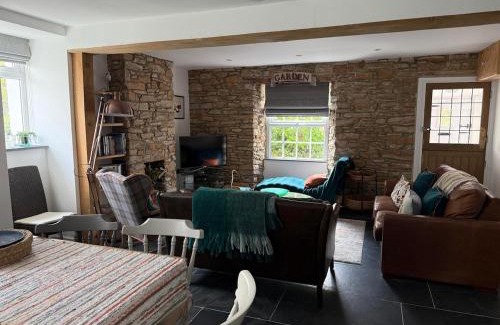 St Issey House | Rose End Cottage