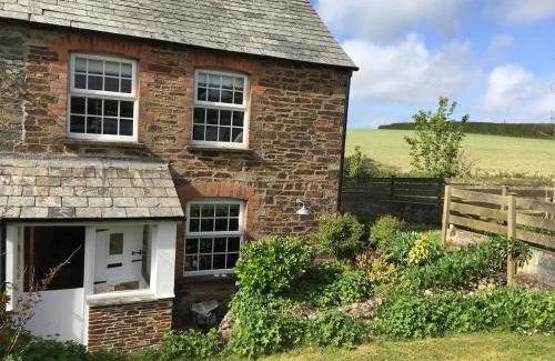 St Issey House | Rose End Cottage