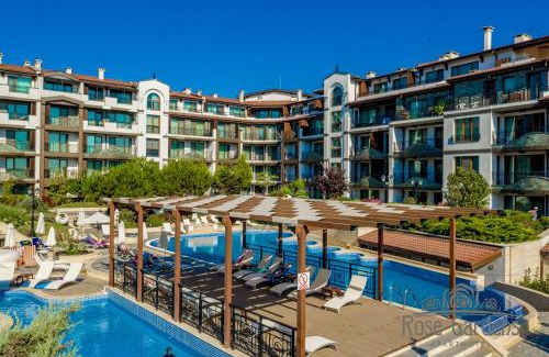 Pomorie Apartment | Rose Gardens Apart Hotel