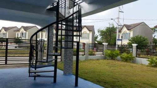 Imus Villa | Rose's Getaway