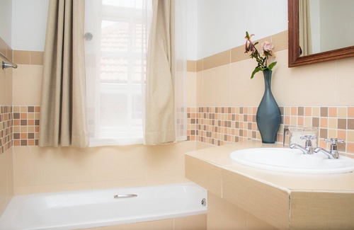 Berea House | Roseland House