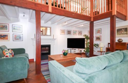 Crantock House | Rosemaddon