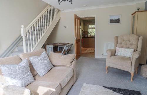 Axminster House | Rosemarie Annexe
