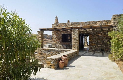 Pisses Apartment | Rosemary apt charming, deluxe, "private" beach 40 m away very quiet location