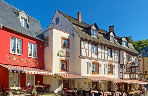 Bernkastel House | Rosenrot Apartments - Märchenhotel