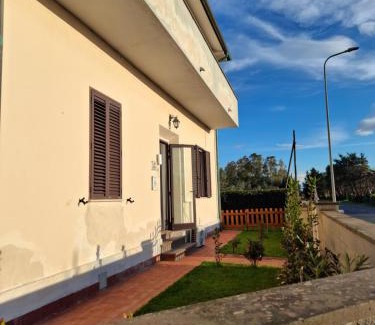 Vada Apartment | Rosignano Marittimo Rosa Bianca
