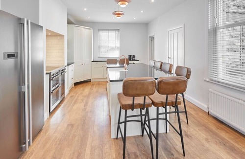 Pateley Bridge House | Roslyn House - Pateley Bridge