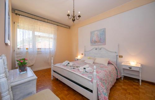 Barbarano Apartment | Rossella On The Lake With Fantastic View - Happy Rentals