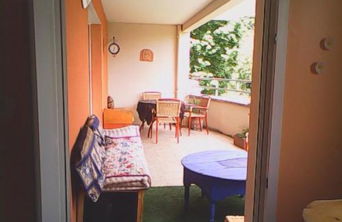 Chatuzange-le-Goubet Apartment | rossignol