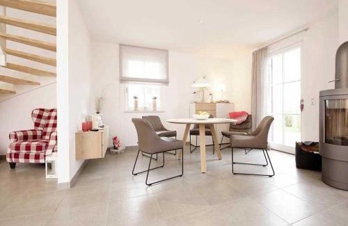 Gross Schwansee House | Roter Milan