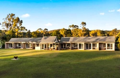 Lovedale House | Rothbury Downs