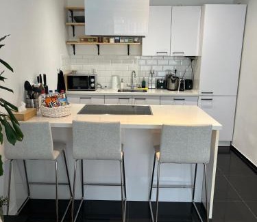 Carnisse Apartment | Rotterdam City Stay