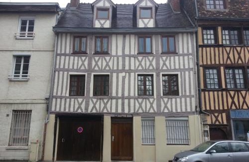 Quartier Saint-Marc - Croix de Pierre - Saint-Nicaise Apartment | ROUEN Studio etg1 cosy Sweet Home wifi