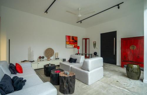 Kedewatan Villa | Rouge - Loft Origin