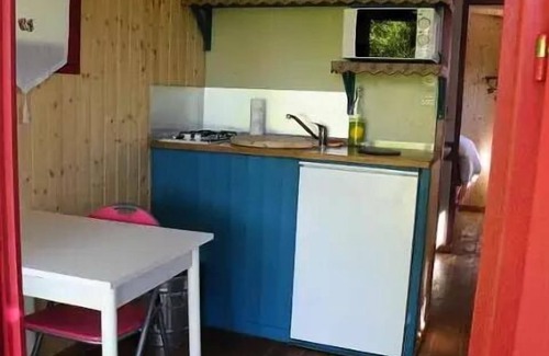 Le Buisson-de-Cadouin Cabin | Roulotte de charme La Mésange 2 persons
