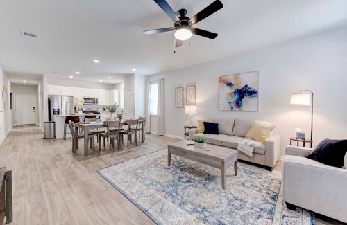 Round Rock House | Round Rock Executive Suite